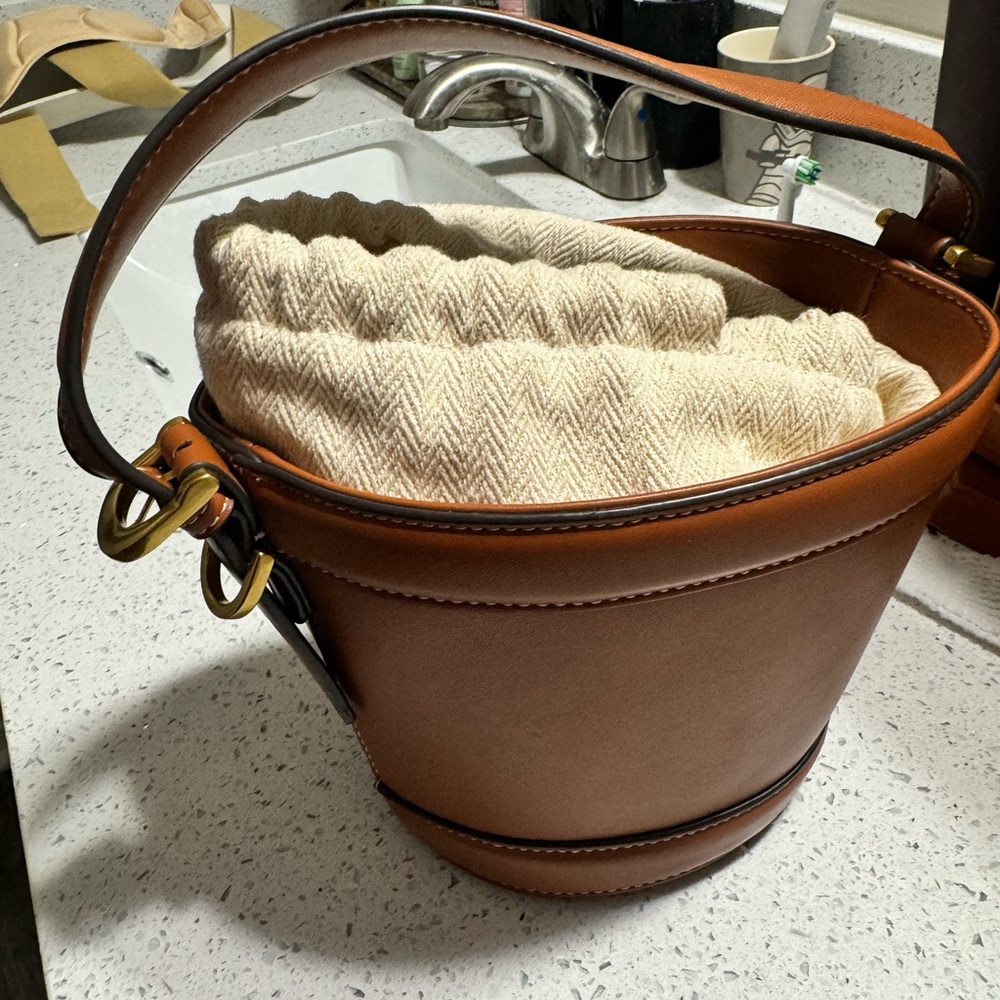 Zara bucket bag